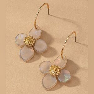 Flower Drop Earrings - Pink